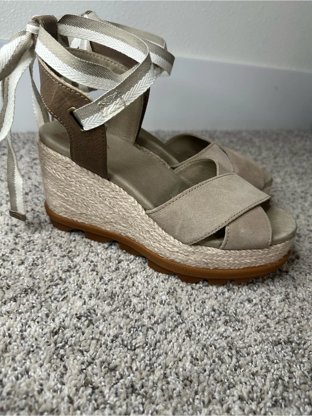 Like New Sorel Joanie Espadrille Sandals